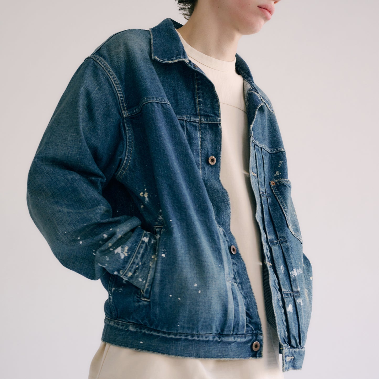 GL15376H / RECYCLED WASTE SUVIN COTTON YARN 11.5oz. DENIM PLEATED BLOUSE WW II MODEL VINTAGE WASHED