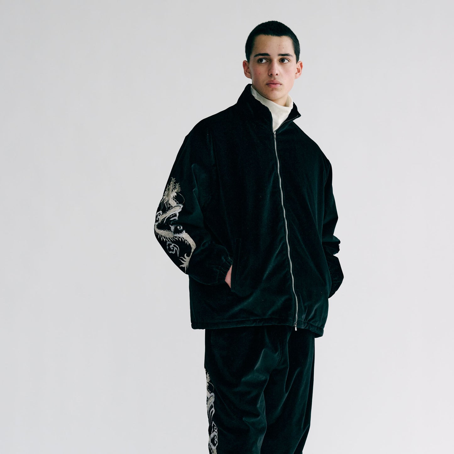 GL15554 / VELVETEEN SUKA TRACK JACKET