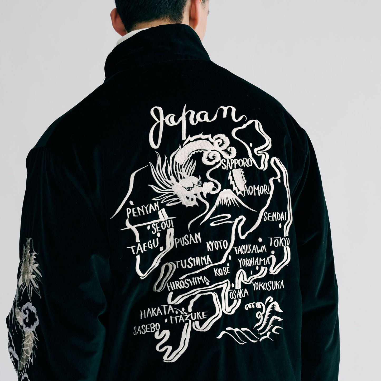 GL15554 / VELVETEEN SUKA TRACK JACKET