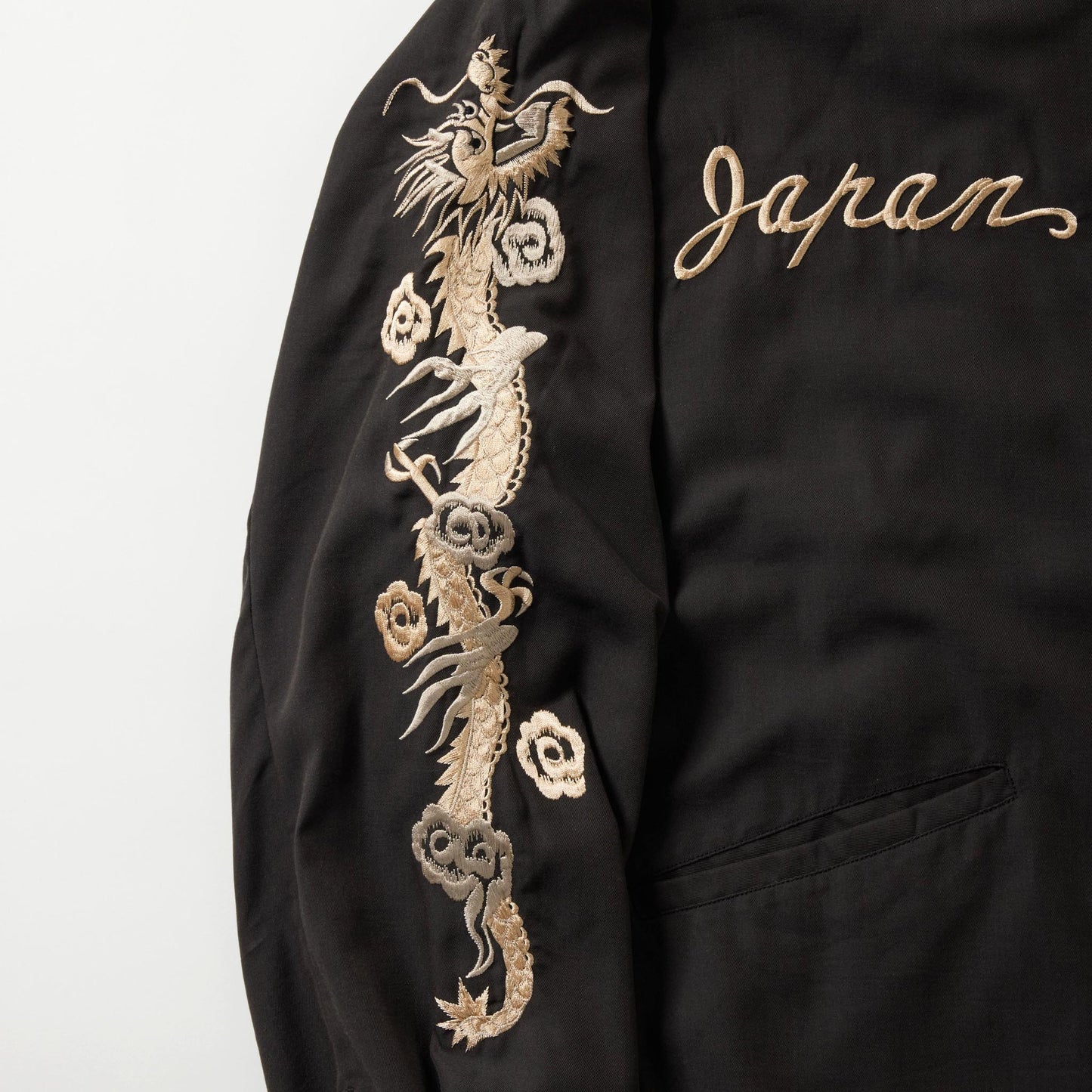 GL15727 / SKULL JACKET AGED MODEL