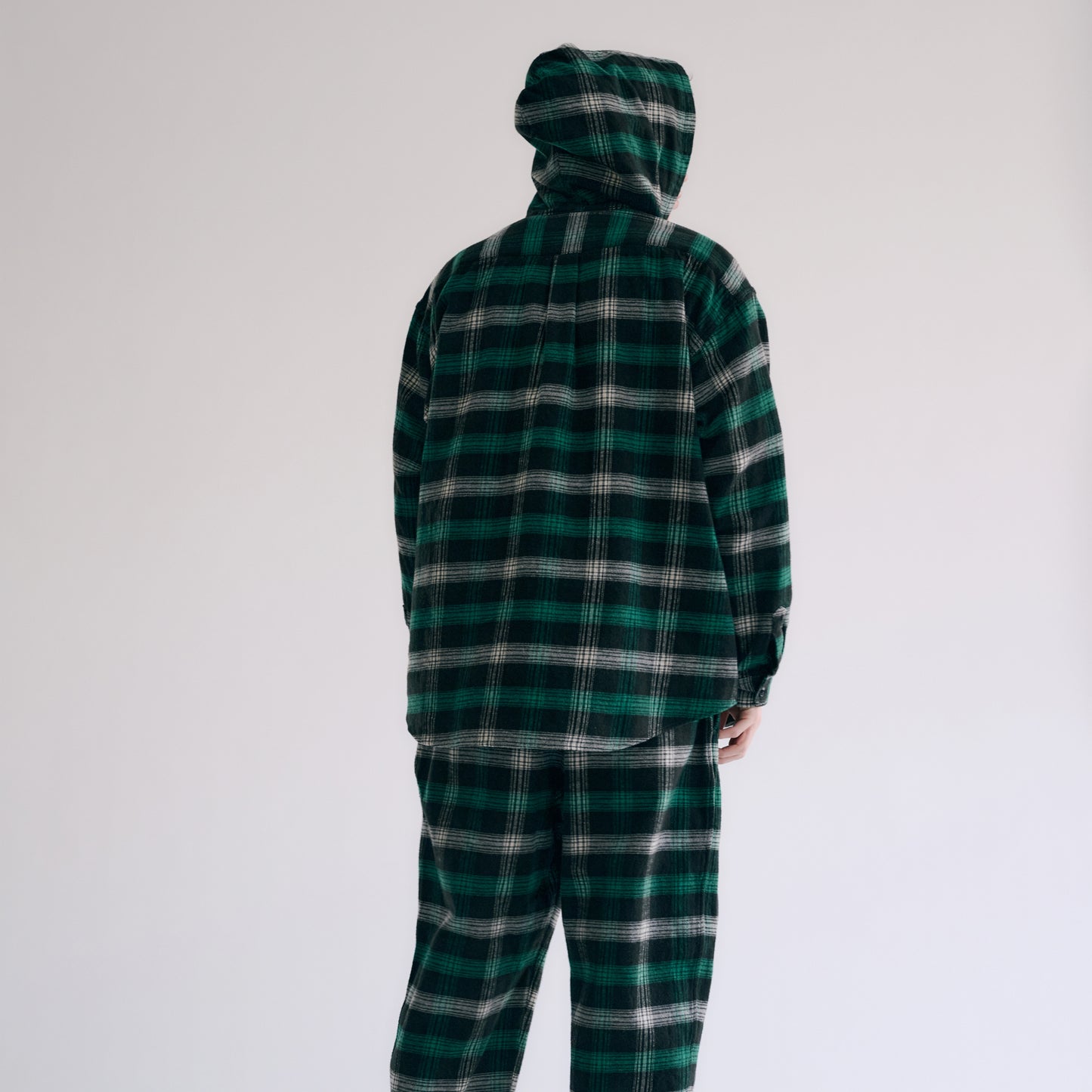 GL29139 / COTTON NEL CHECK OVER SIZE PARKA