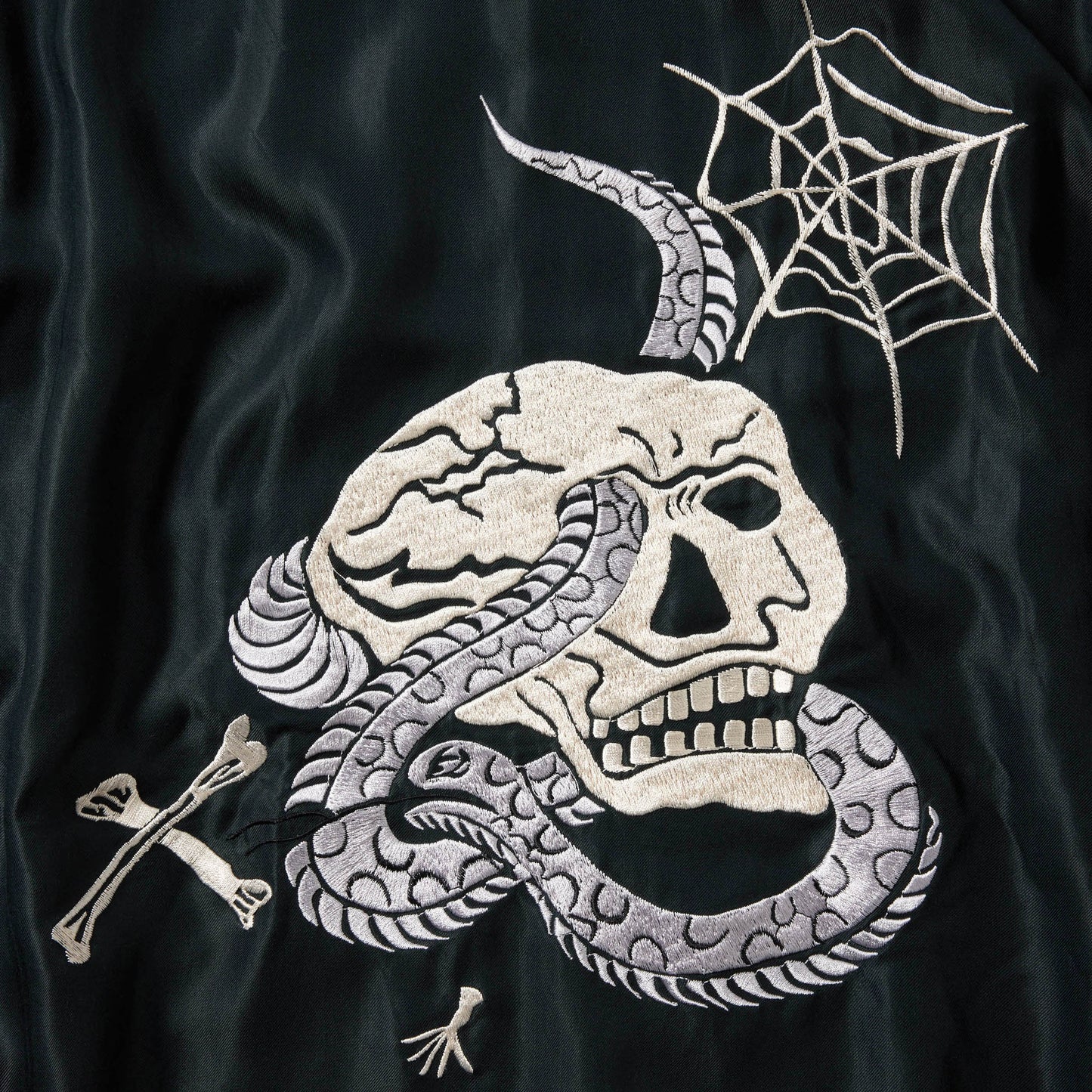 GL29340 / ACETATE SUKA SHIRT “SKULL”