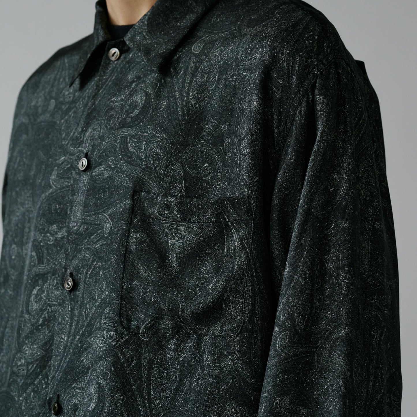 2025年9月6日発売 / GL29543 / PAISLEY PATTERN SILK TWILL OPEN SHIRT