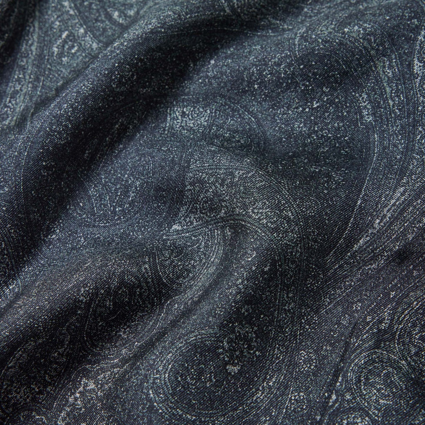 2025年9月6日発売 / GL29543 / PAISLEY PATTERN SILK TWILL OPEN SHIRT