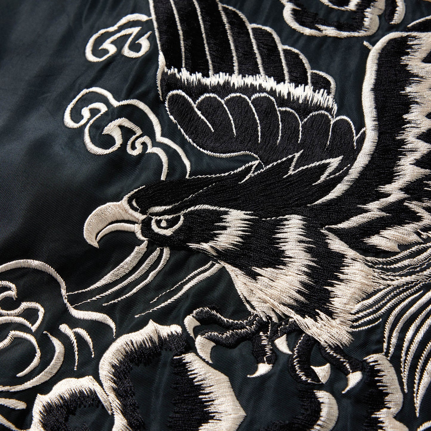 GL39432 / ACETATE SUKA SHIRT “EAGLE”