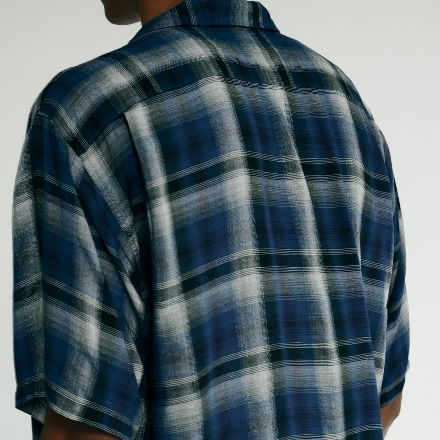 GL39436 / RAYON CHECK OPEN SHIRT