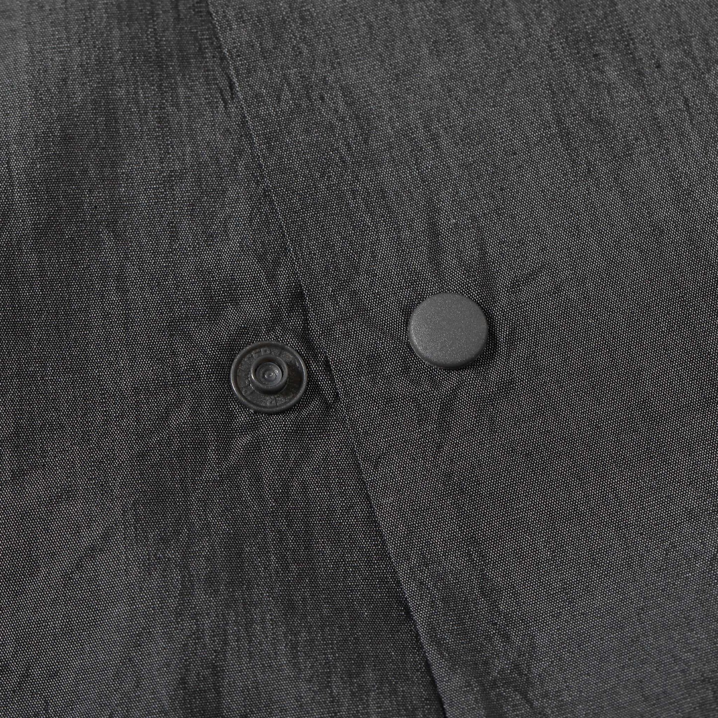 2025年6月28日発売 / GL39540 / COTTON × SILK CHAMBRAY SNAP SHIRT