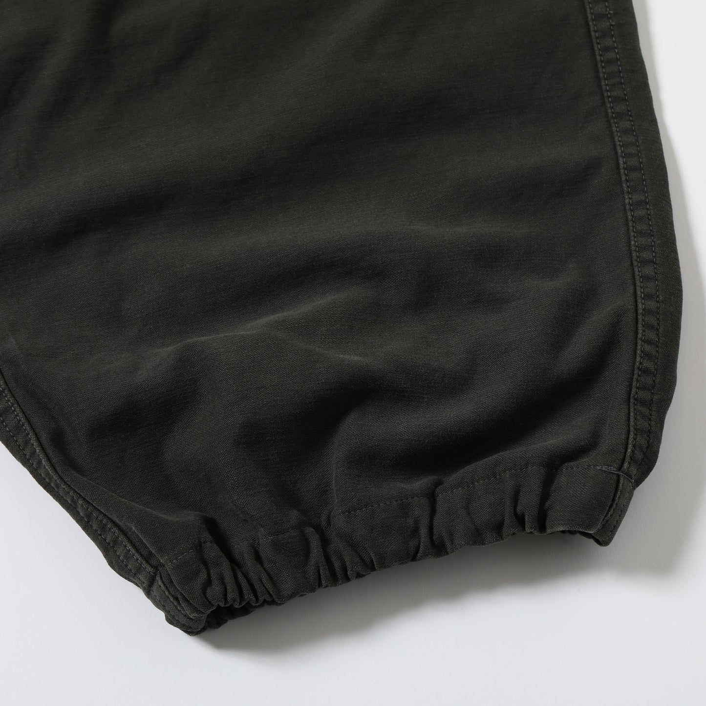 2025年11月1日入荷予定 / GL42578 / LIGHT BACKSATIN EASY CARGO PANTS