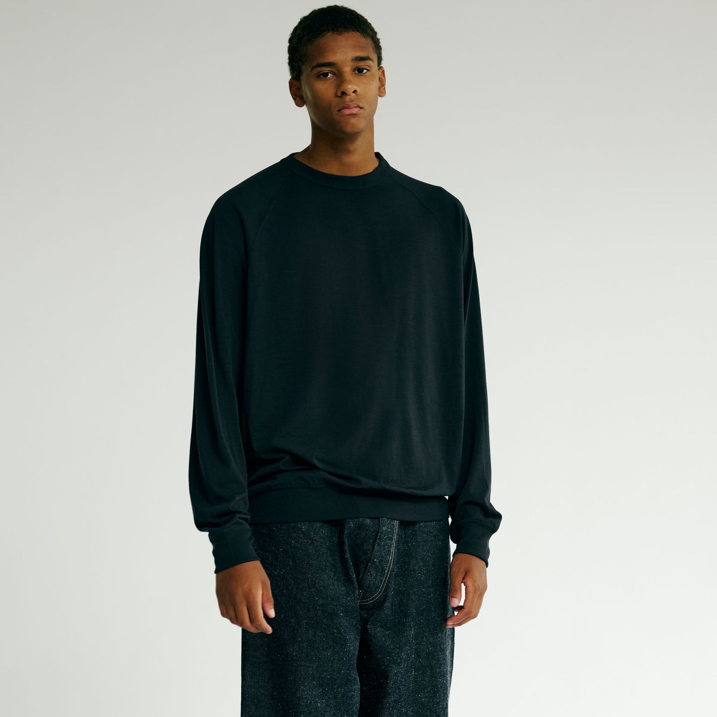 GL69486 / 1/48 SUMMER WOOL RAGLAN CREW NECK SHIRT