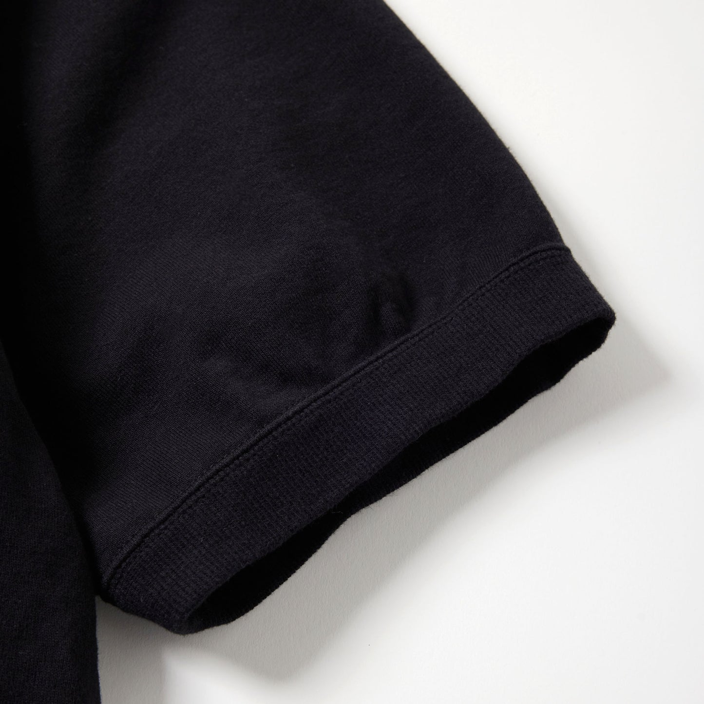 2025年4月5日発売 / GL79482 / CREW SWEAT SHIRT