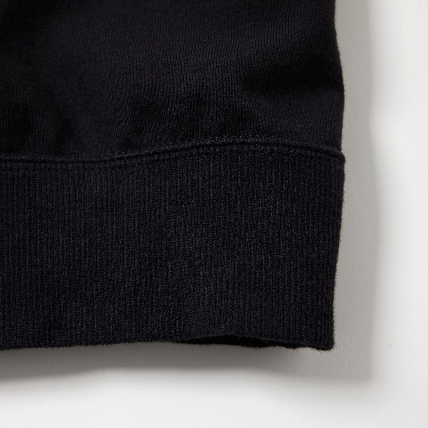 2025年4月5日発売 / GL79482 / CREW SWEAT SHIRT