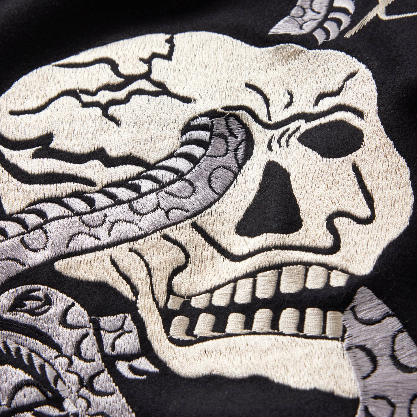 2025年1月2日発売 / GL15671 / WOOL MELTON × ACETATE SOUVENIR JACKET "SKULL" (REVERSIBLE SIDE)