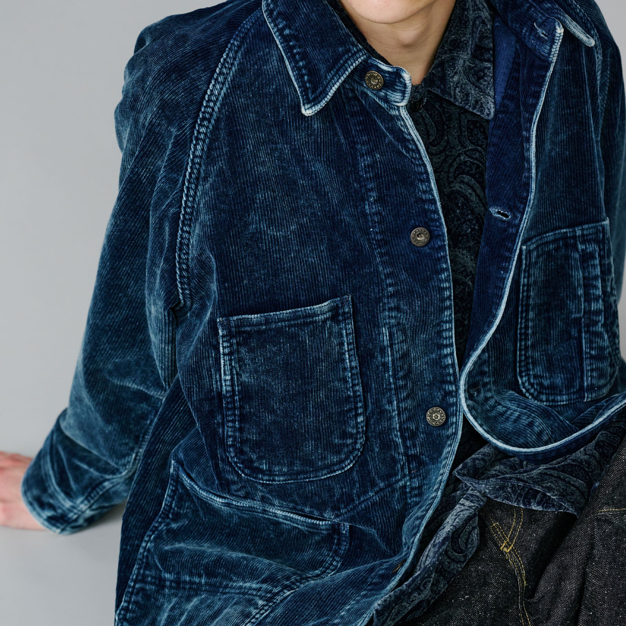 GL15739 / 9W INDIGO CORDUROY WORK COAT – gold