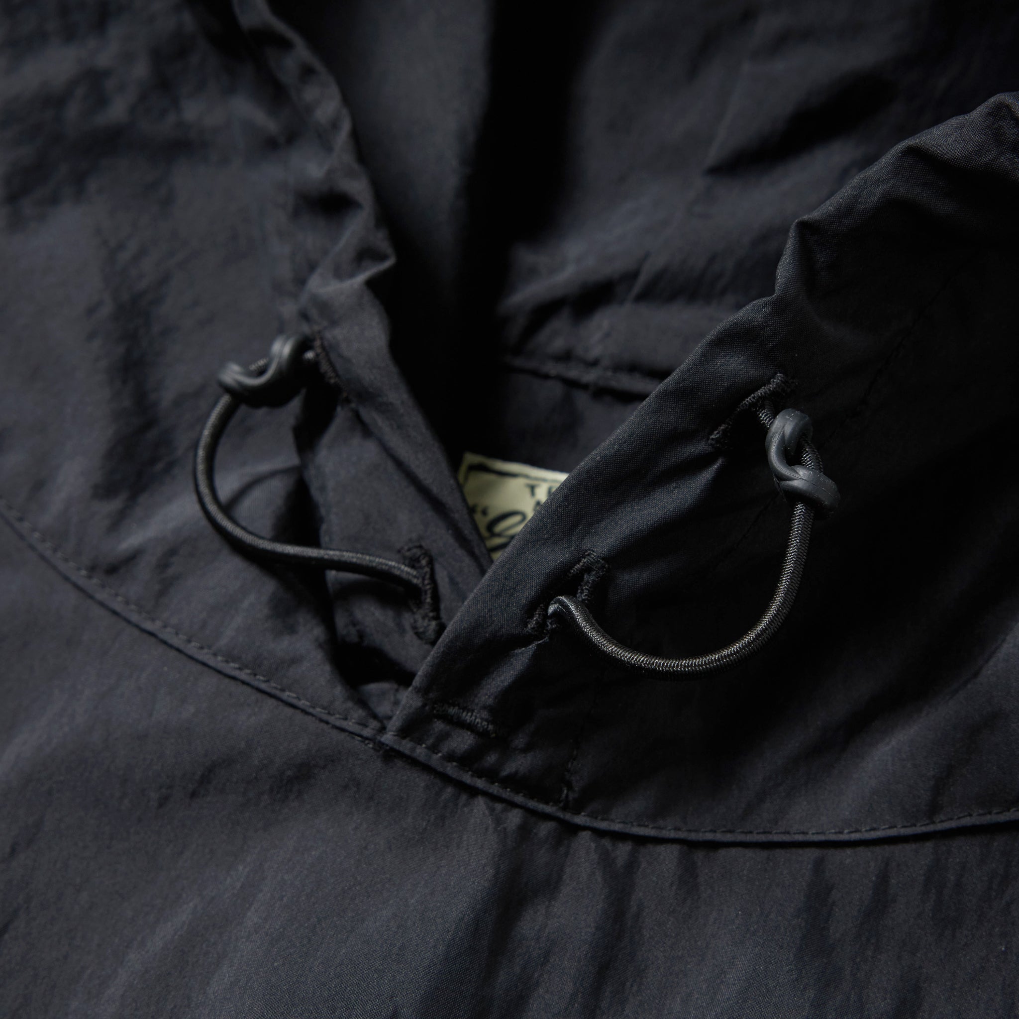 GL15858 / COTTON NYLON WEATHER CLOTH PULLOVER PARKA – gold