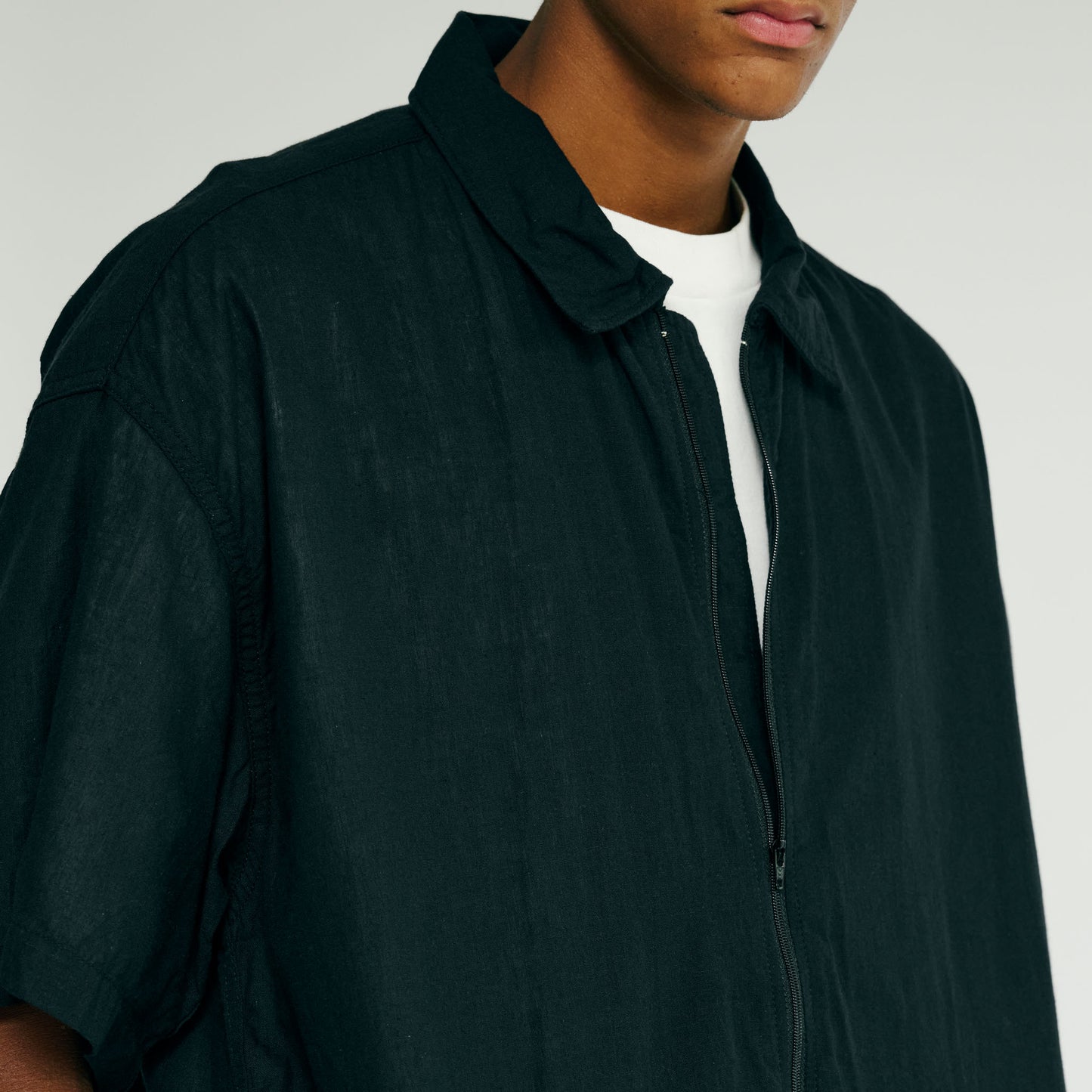 2025年5月3日発売 / GL39433 / VAT DYE CHAMBRAY ZIP SHIRT