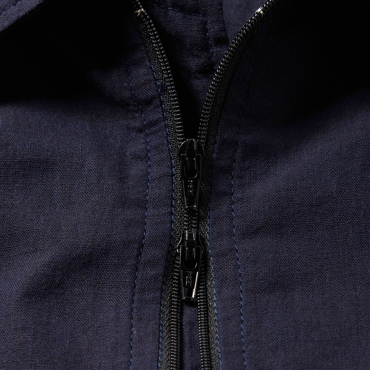 2025年5月3日発売 / GL39433 / VAT DYE CHAMBRAY ZIP SHIRT