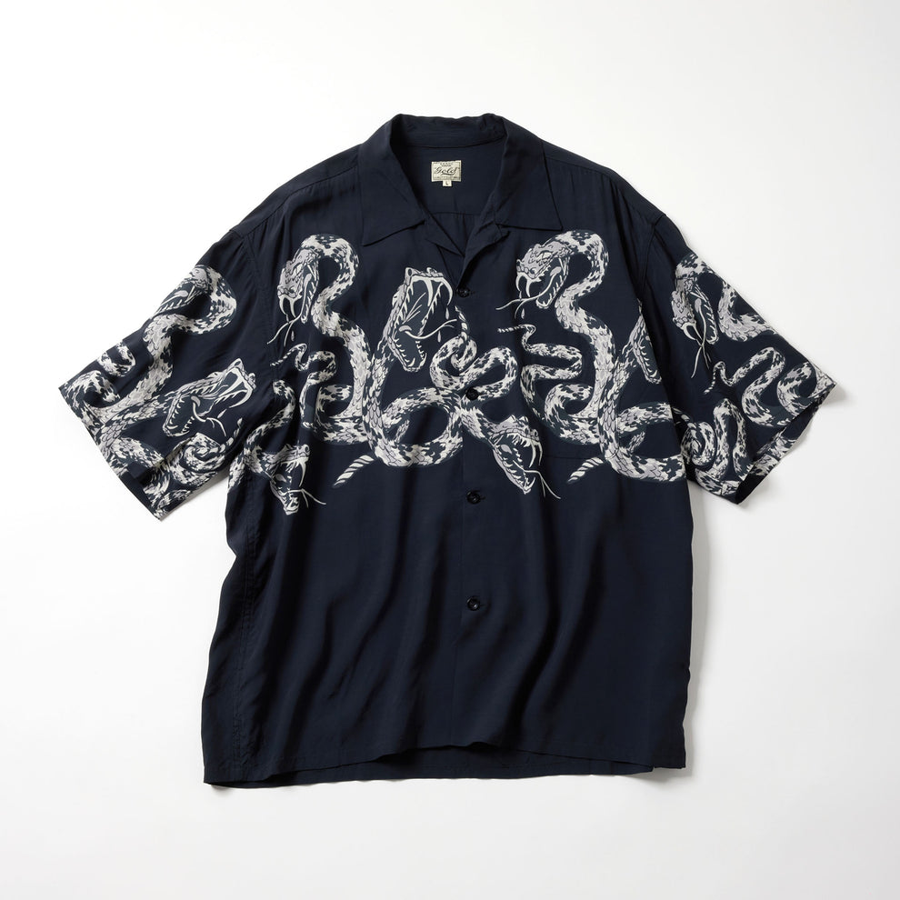 GL39440 / “MONOTONE RATTLE SNAKE” OPEN SHIRT – gold
