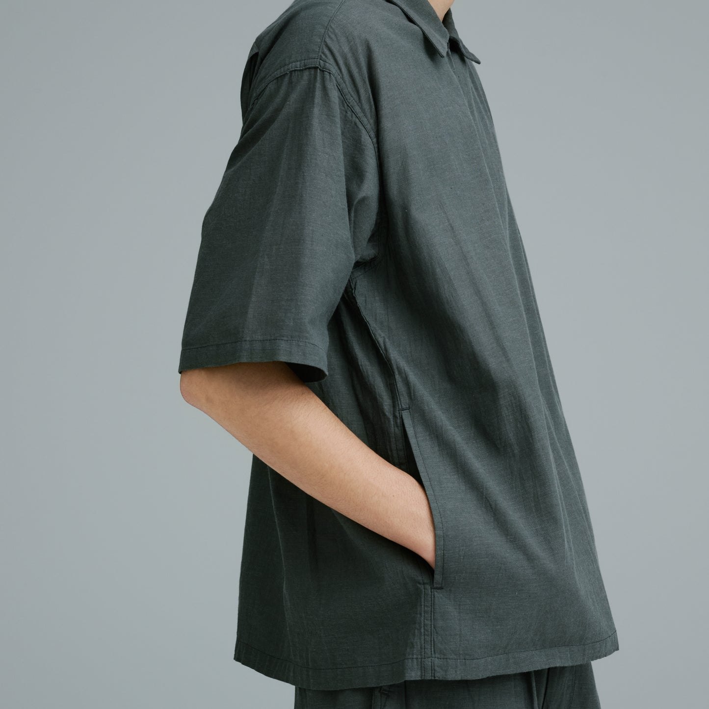 2026年5月23日入荷予定 / GL39650 / VAT DYE CHAMBRAY ZIP SHIRT