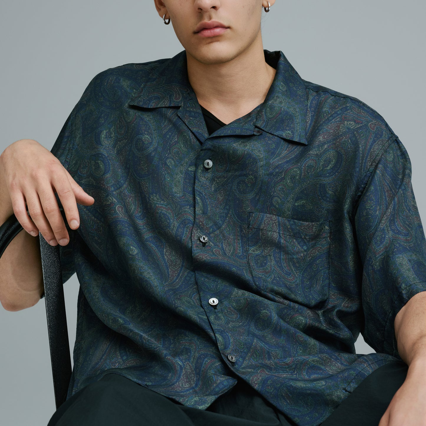 2026年5月23日入荷予定 / GL39651 / PAISLEY PATTERN SILK TWILL OPEN SHIRT