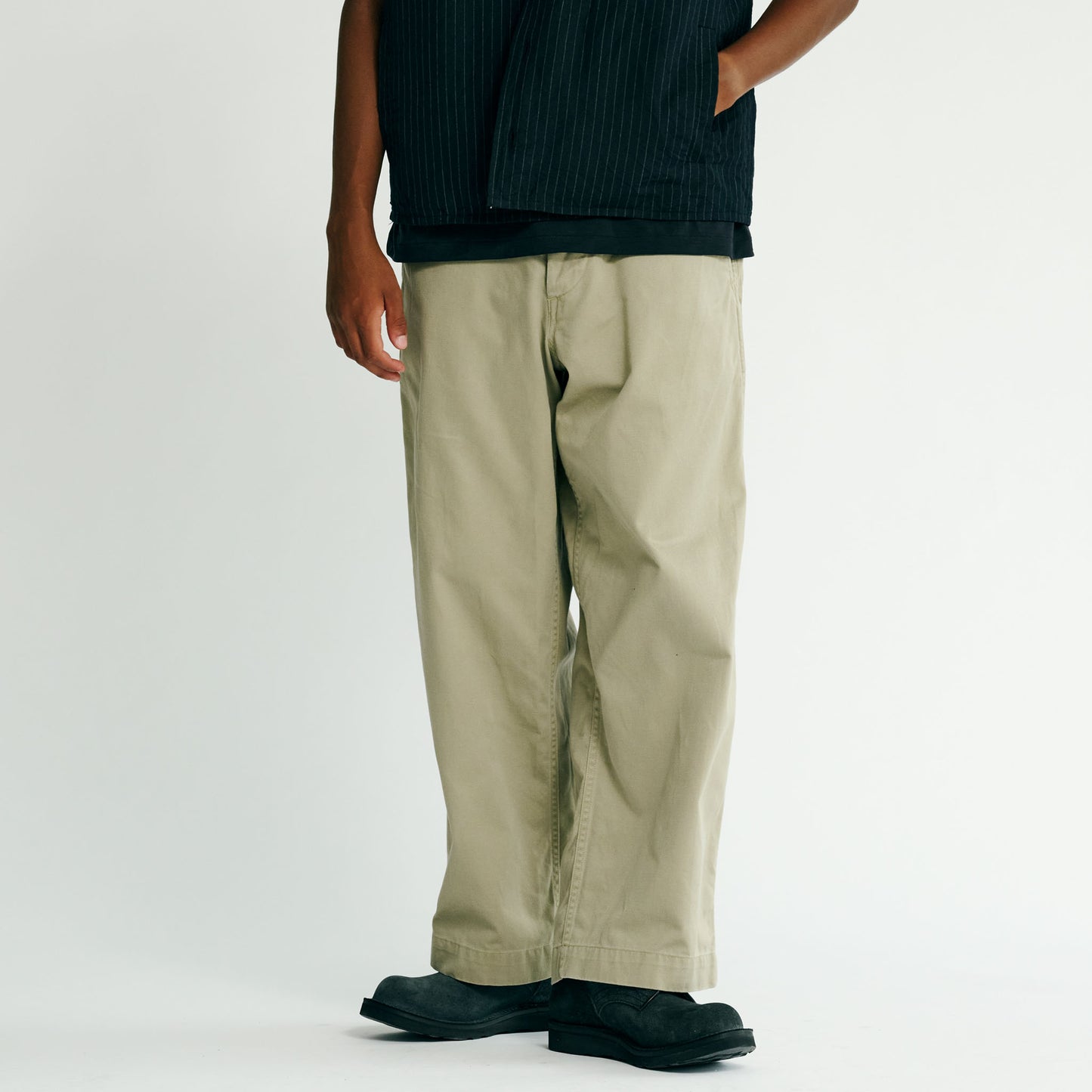 GL42426 / SELVEDGE WEAPON WIDE TROUSERS