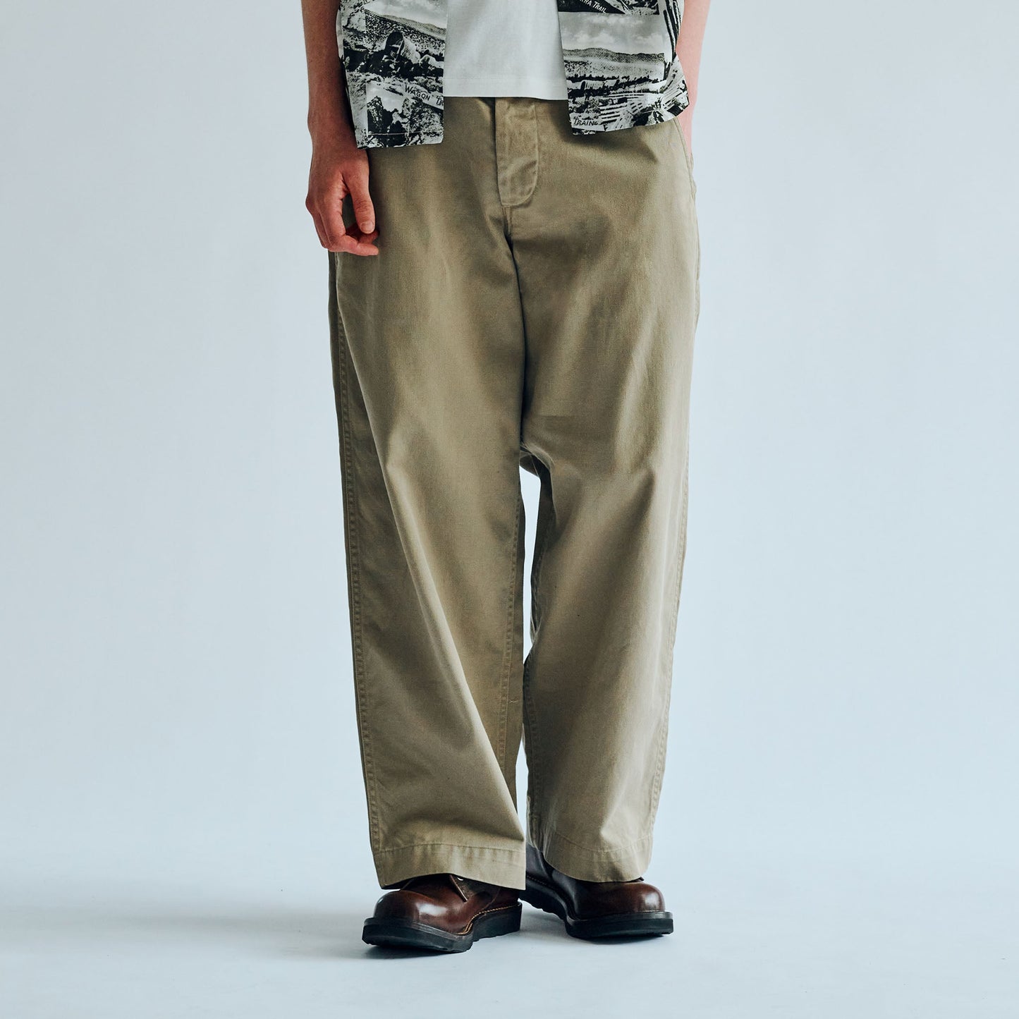 GL42426 / SELVEDGE WEAPON WIDE TROUSERS