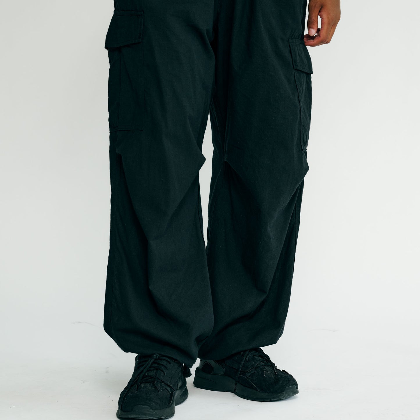 2025年5月3日発売 / GL42526 / VAT DYE CHAMBRAY EASY CARGO PANTS