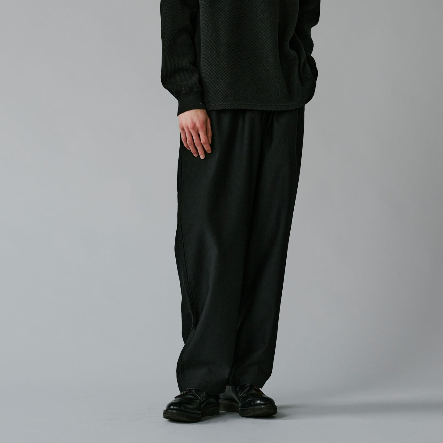 2025年6月28日発売 / GL42571 / COTTON × RAMIE BROAD EASY PANTS