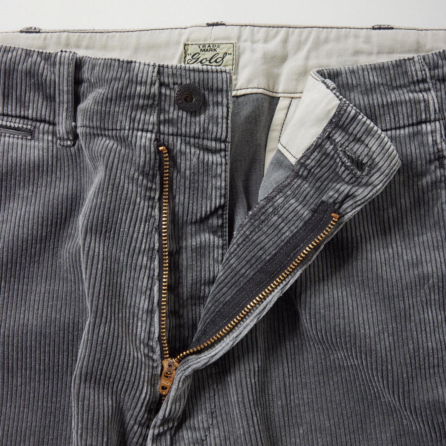 2025年12月13日入荷予定 / GL42577 / 9W CORDUROY TROUSERS