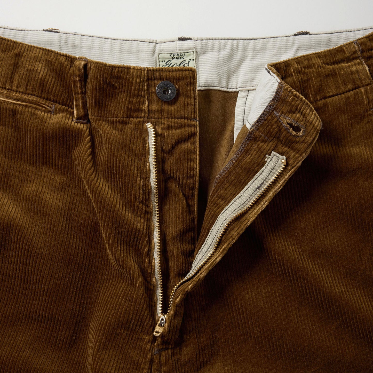 2025年12月13日入荷予定 / GL42577 / 9W CORDUROY TROUSERS