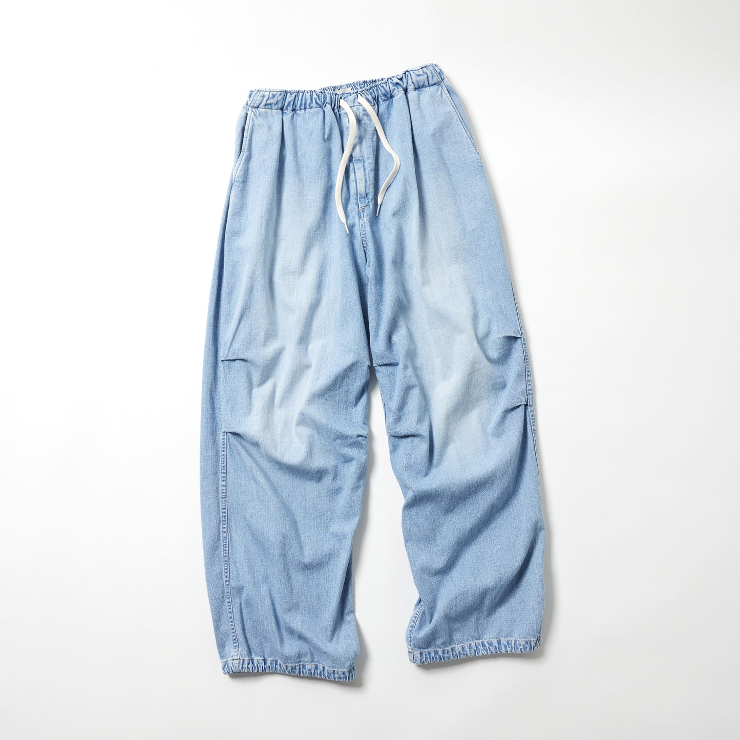 2026年6月13日入荷予定 / GL42623H / RECYCLED WASTE SUVIN COTTON YARN 10oz. JELT DENIM KNEE TUCK EASY PANTS BLEACH WASHED