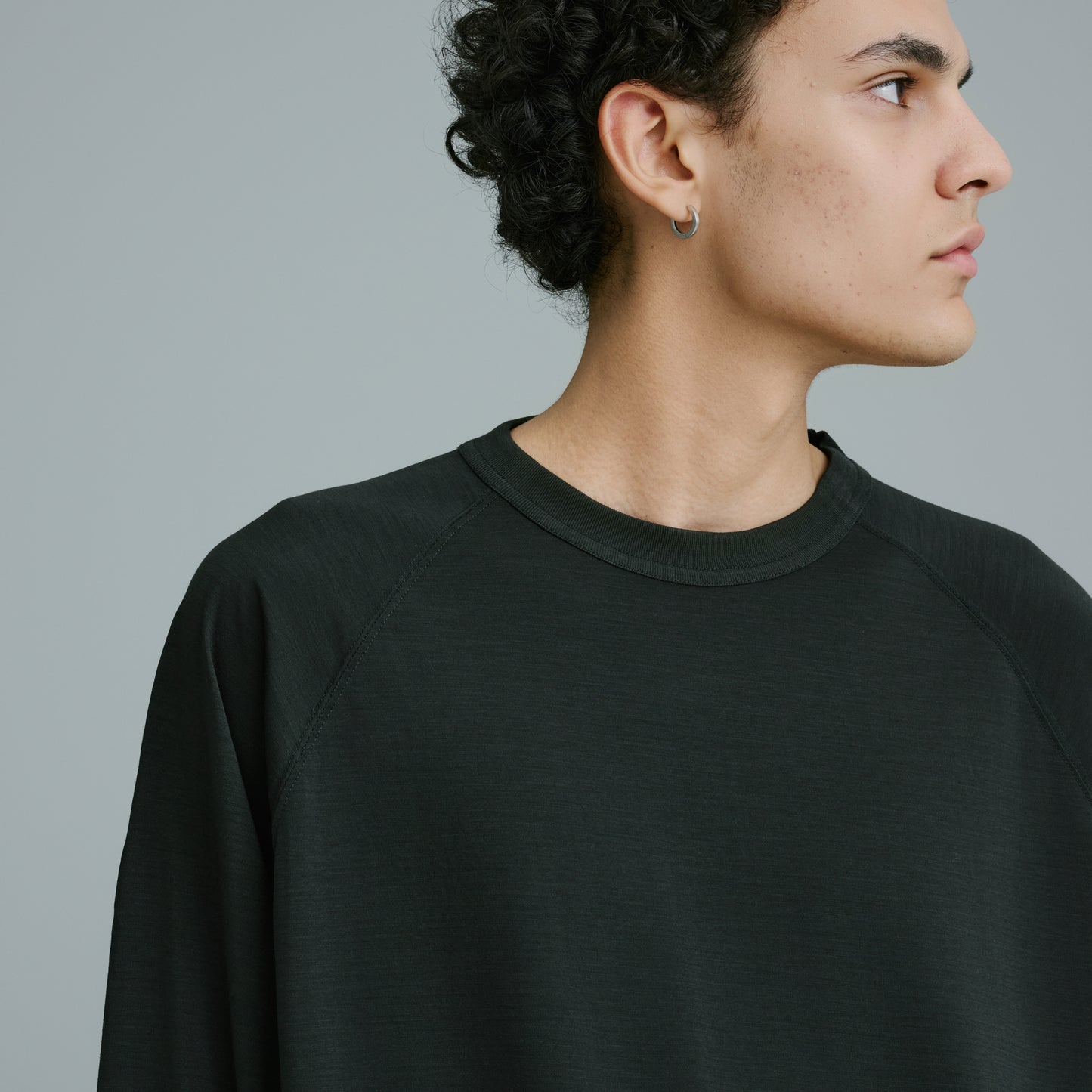 2026年3月7日入荷予定 / GL69486 / 1/48 SUMMER WOOL RAGLAN CREW NECK SHIRT